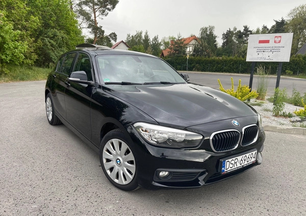 BMW Seria 1 cena 45000 przebieg: 138000, rok produkcji 2016 z Warszawa małe 106